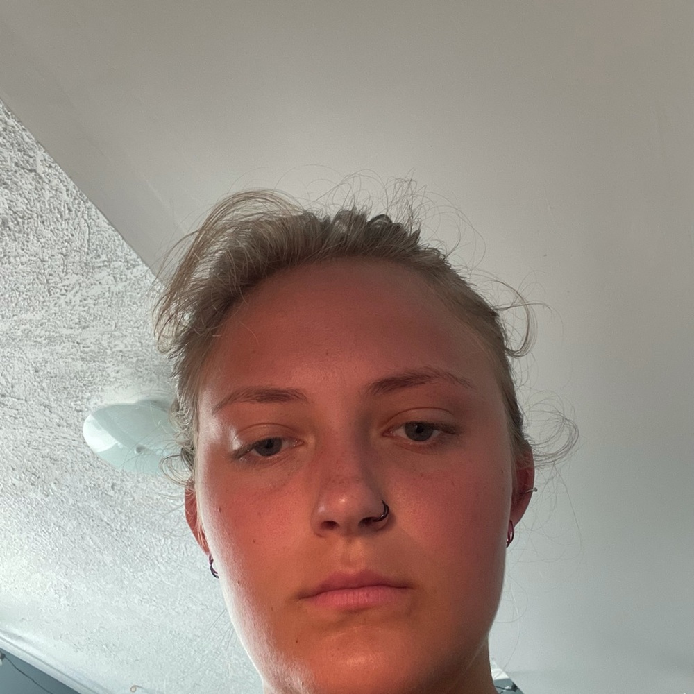 Meet your Posher, Elle